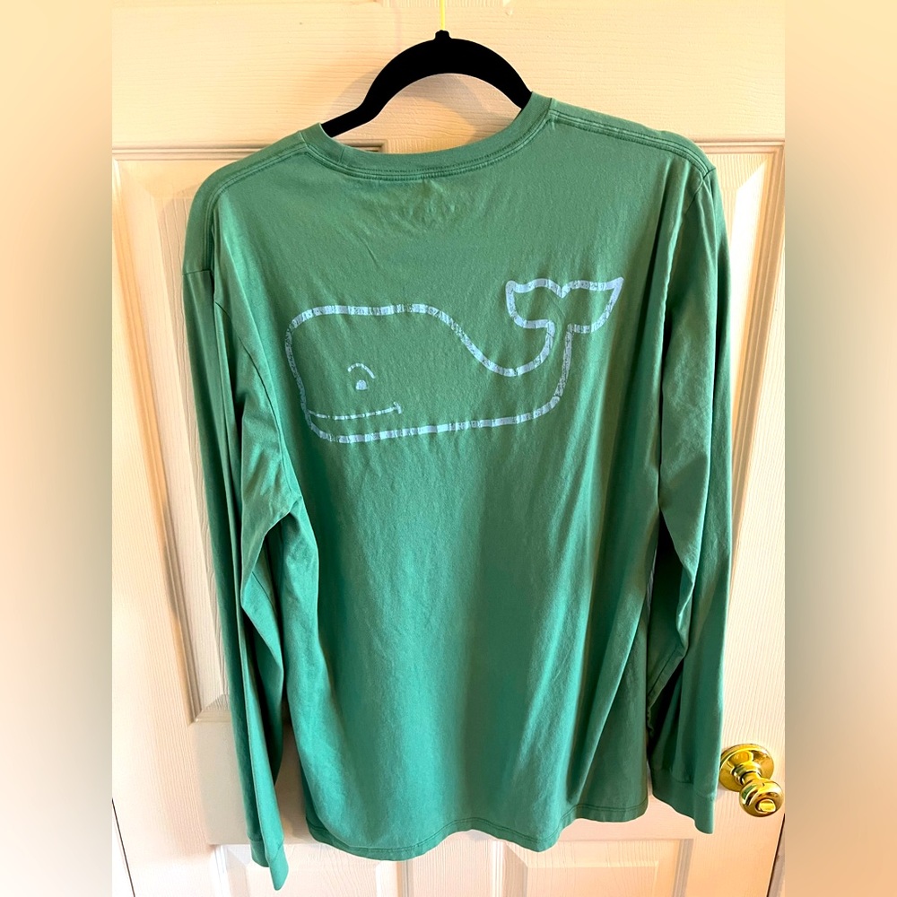 Medium Vineyard Vines long sleeve t-shirt